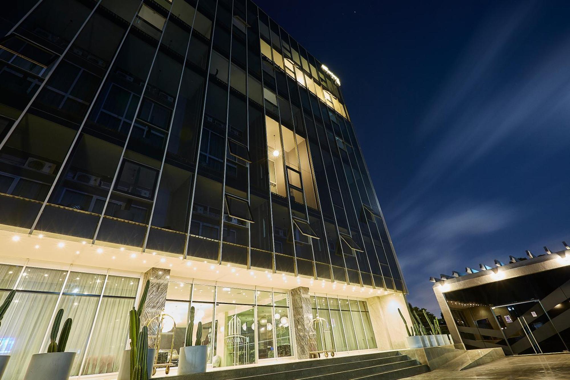 Kwarleyz Residence, Accra Exterior photo